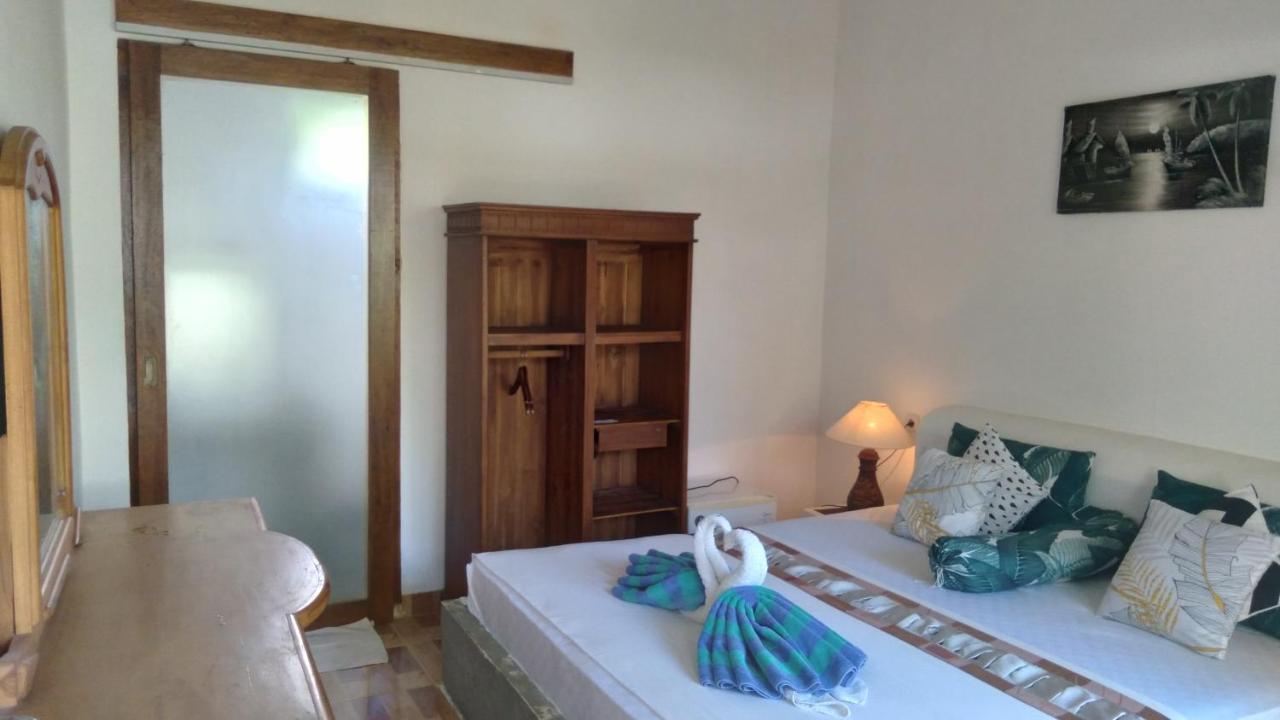 Palm Trees Villas Gili Air Esterno foto