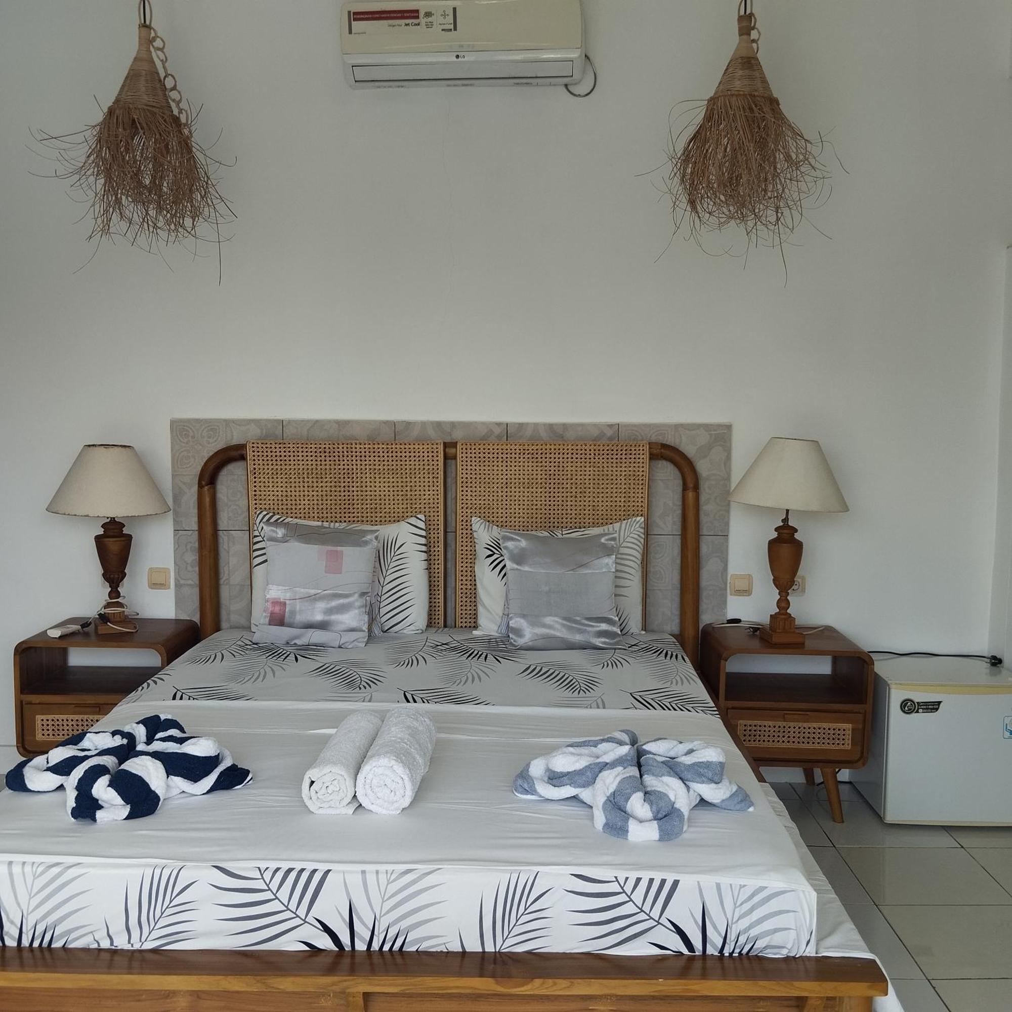 Palm Trees Villas Gili Air Esterno foto