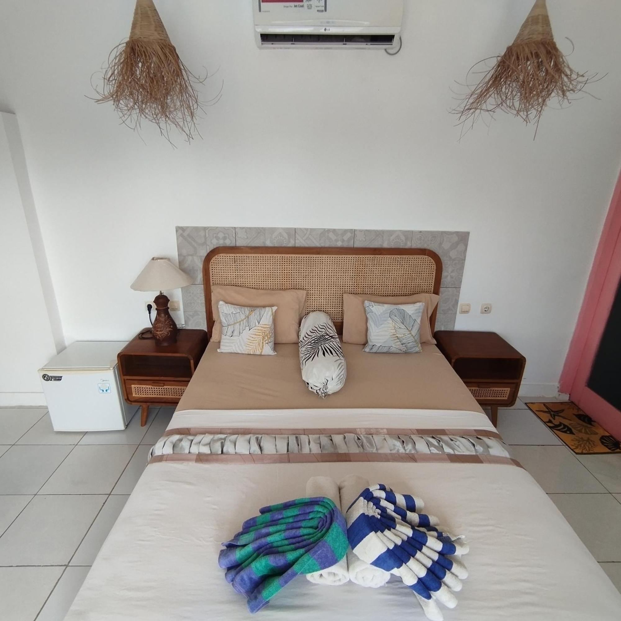 Palm Trees Villas Gili Air Esterno foto